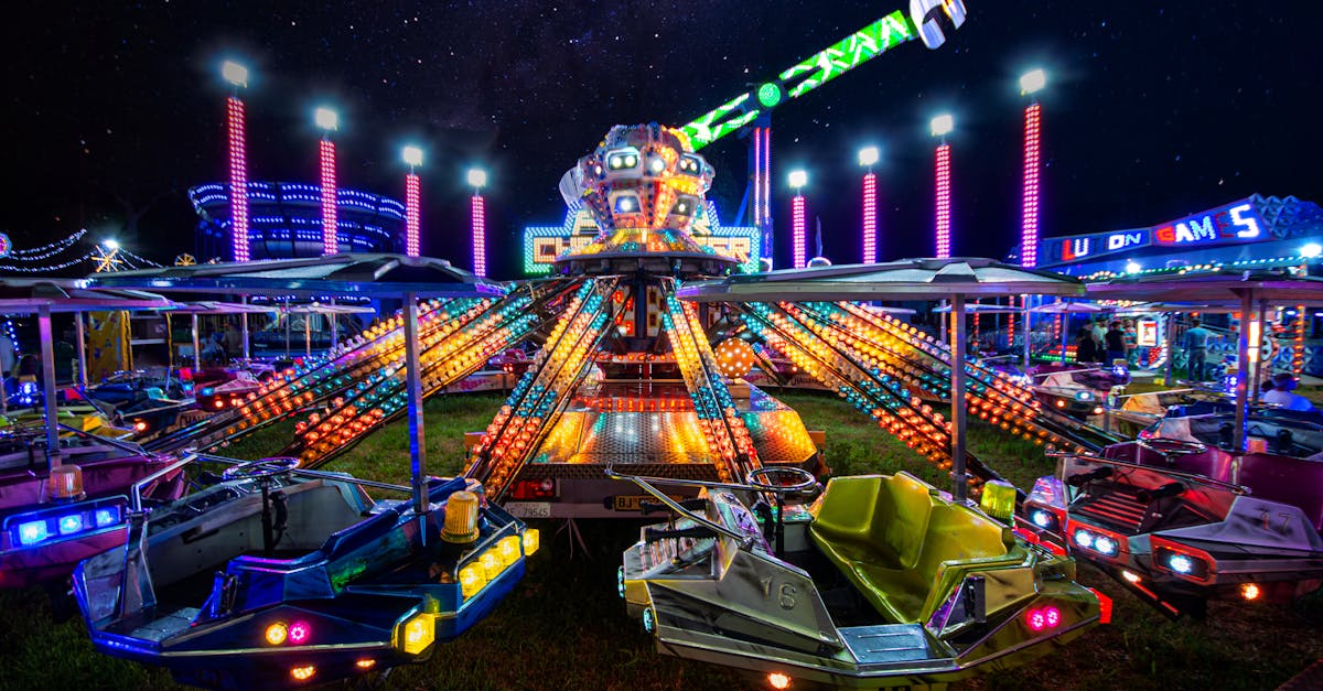 Saudi Leisure Boom, DIY RF Labs, and a Grindr White House Bash
