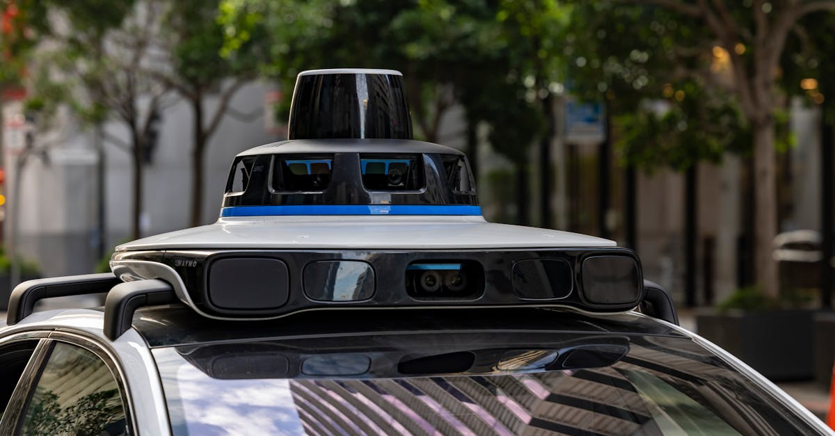 Uber's Robotaxis Get Clean and Charged by Hertz's New Affiliate