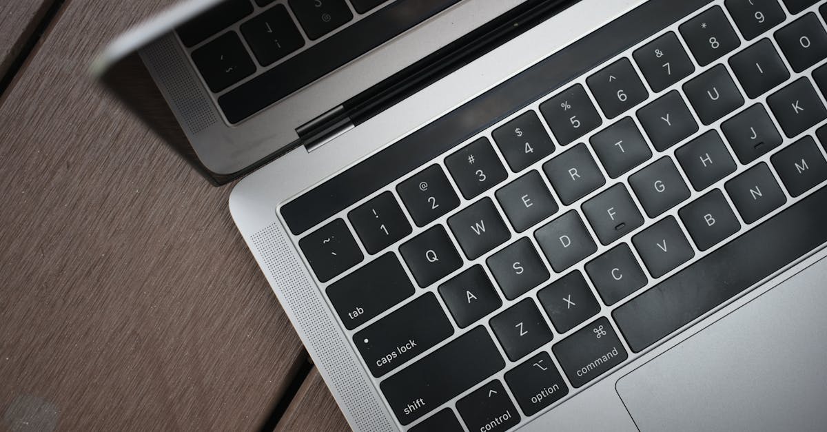 Apple MacBook Pro Redesign, SpaceX IPO Plans