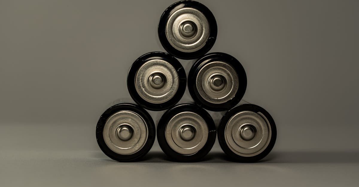 US Automakers Ditch EVs for Battery Storage