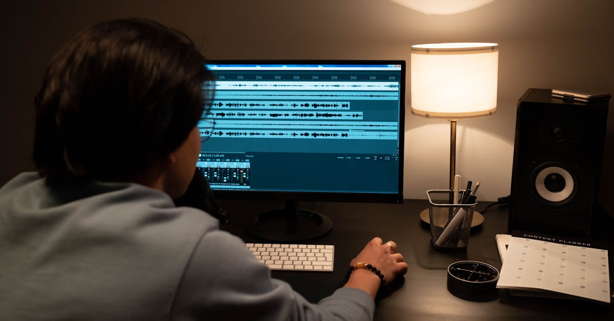 AI Reconstructs Cockpit Voices, Sparks Privacy Debate