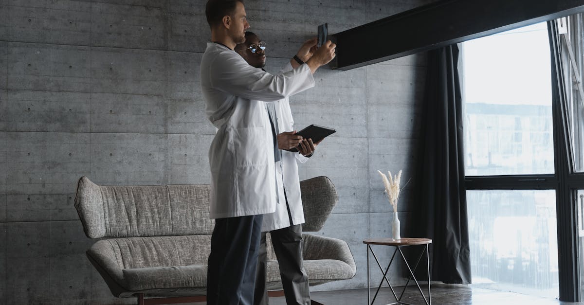 US Healthcare Costs Skyrocket as Startups Push Alternatives