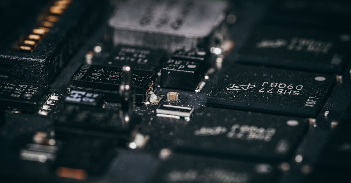Tech Roundup: Universal Audio, Microsoft, and Photonic Chips