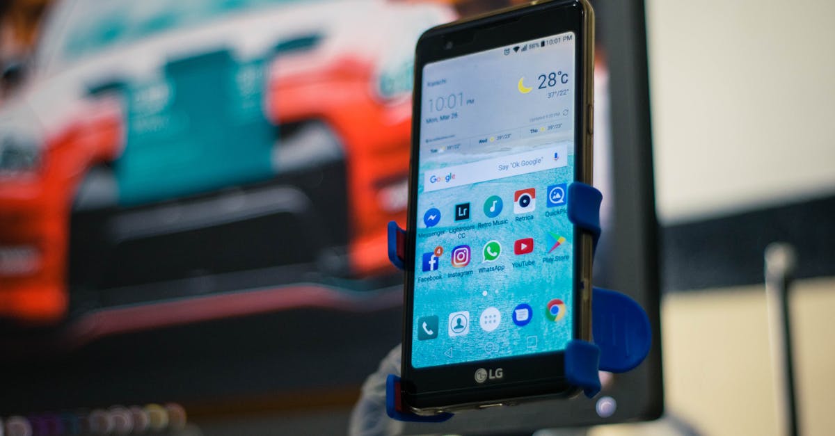 Android 17 lands on Pixel, but OEMs face update maze