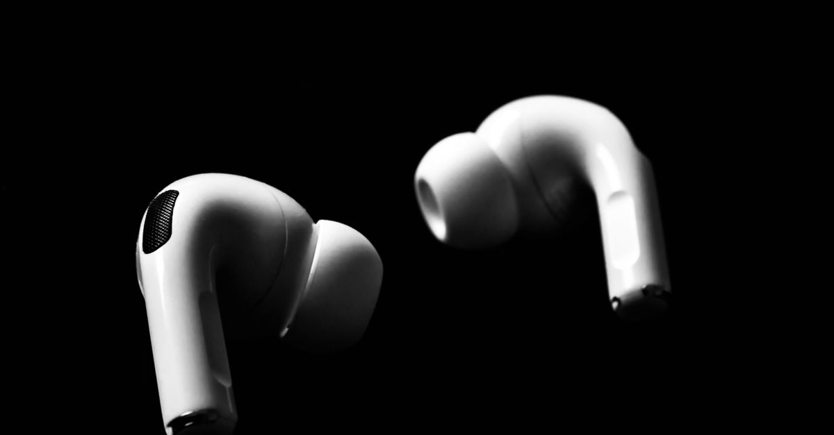 Apple, Google, Loopletter: Hardware, Search, and Email Moves