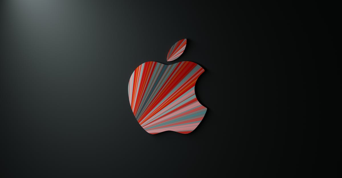 Apple Steals the Show as Snapchat and Tinder Face Bad News