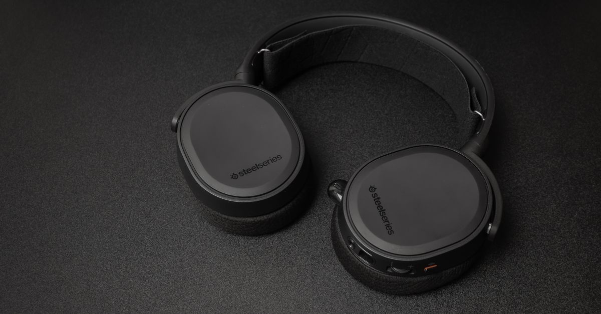 SJY Zeph headphones flip the script on open‑back sound