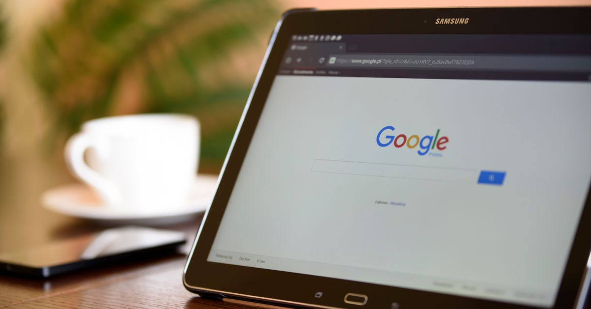 Lenovo's First Googlebooks Leak Shows Two Laptops and a 2-in-1