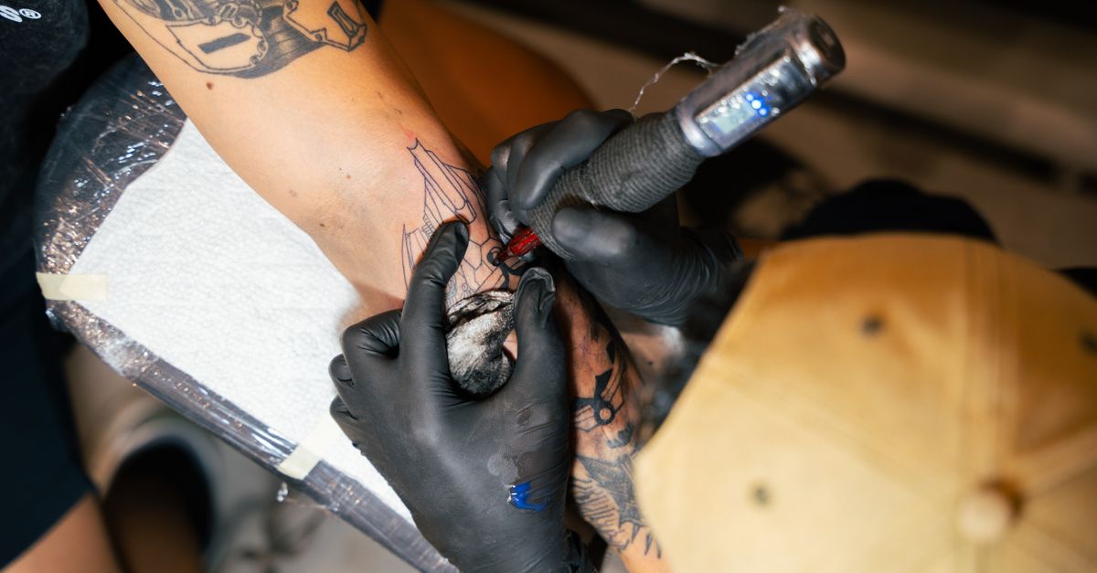 YC Founder Demands Tattoos for Job Interview, Sparks Outrage
