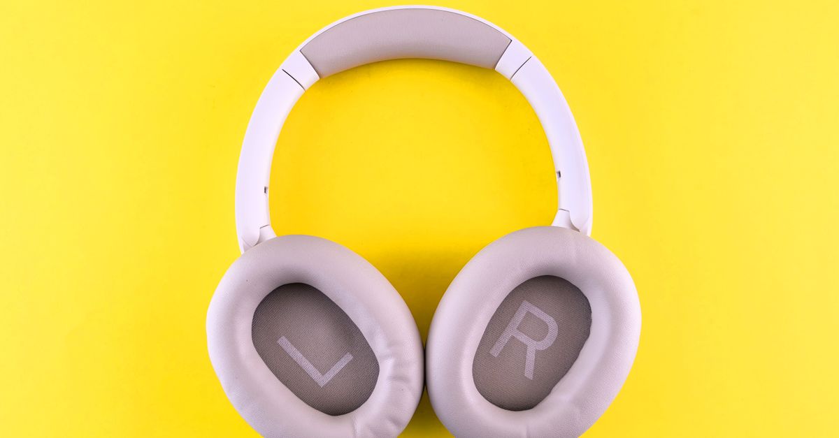Headphone Deals, Tesla Trademark, and Audiophile Wins