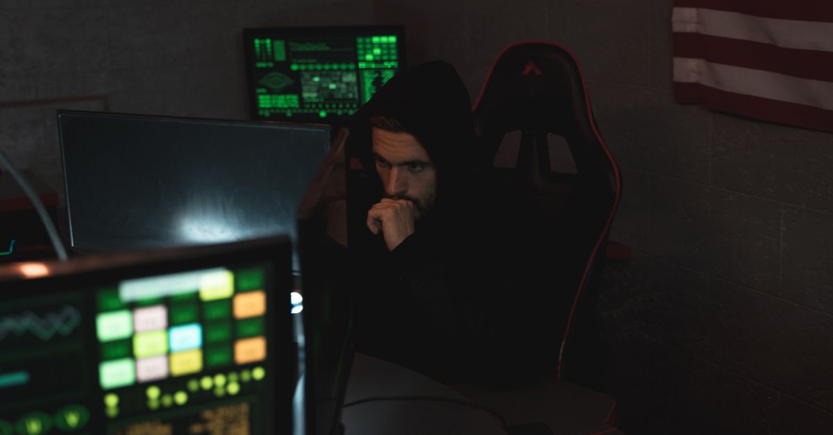 Meta Exec Caught Pirating, Military Blocks Ads, ID Scans Exposed